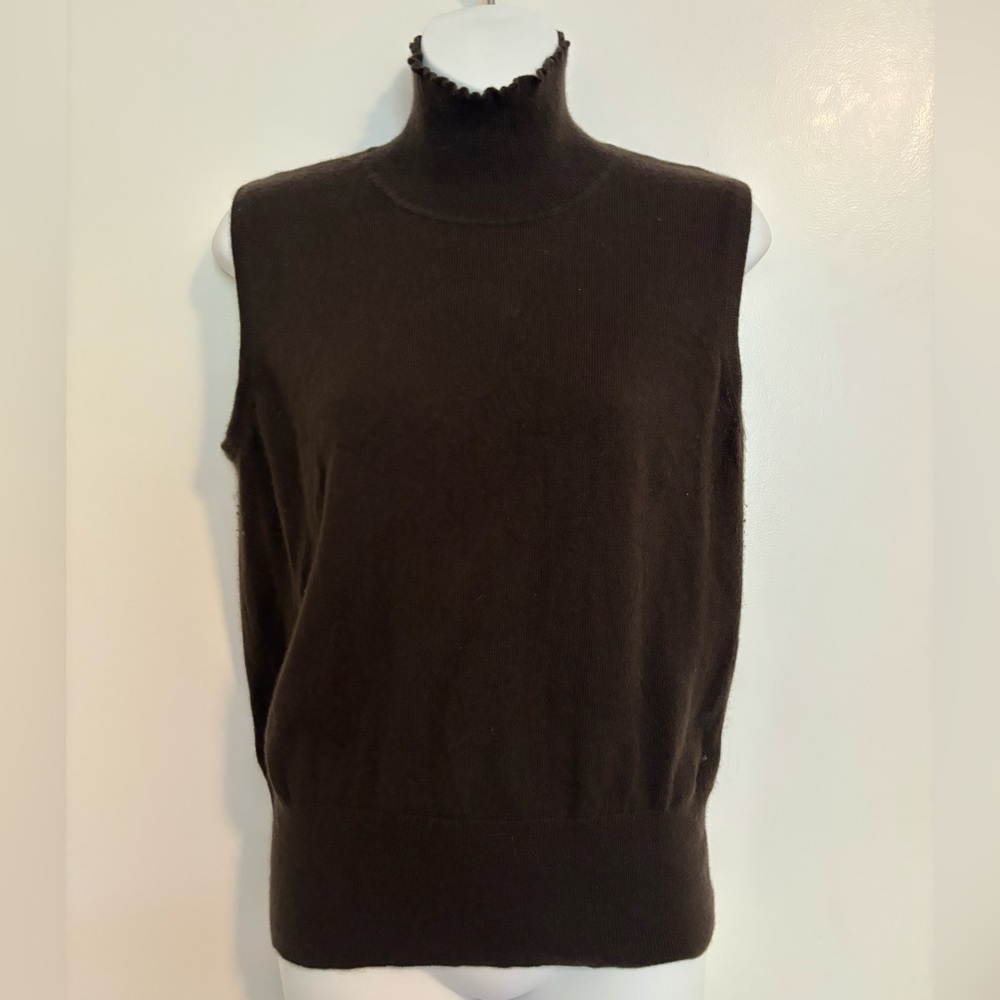 St. John Brown Cashmere Sleeveless Turtleneck Sweater Tank